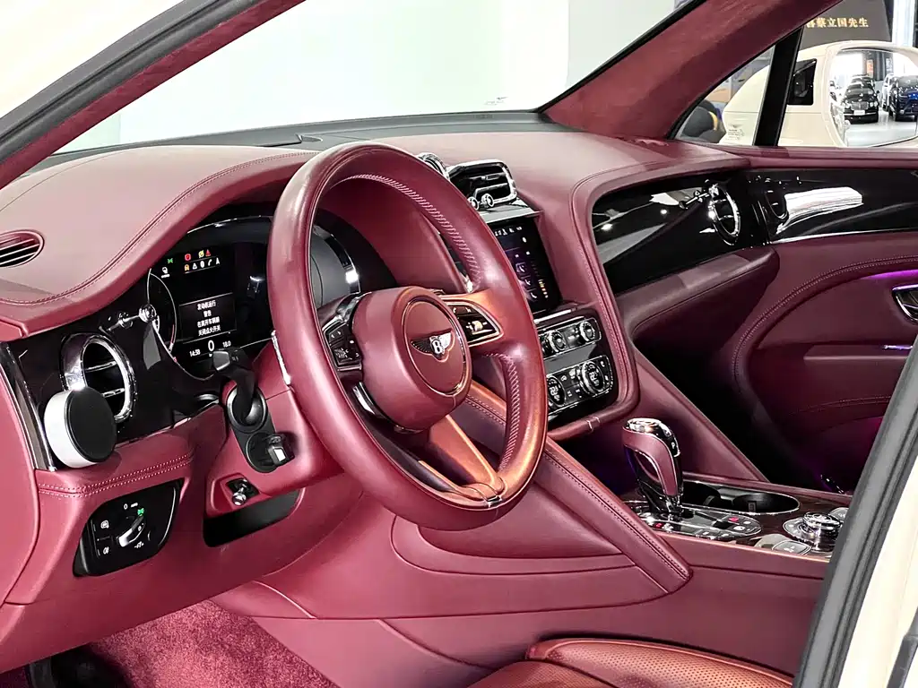 Bentayga plug-in hybrid 2021 3.0T PHEV купить на сайте DeffCars