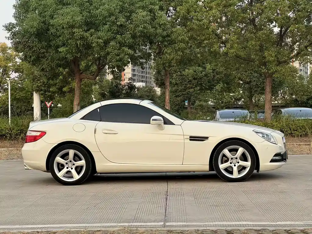 Mercedes-Benz SLK-Class 2011 SLK 200 Fashion Model купить на сайте DeffCars