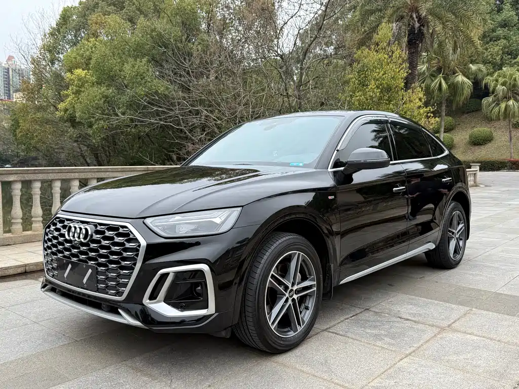 Audi Q5L Sportback 2022 40 TFSI Fashion купить на сайте DeffCars