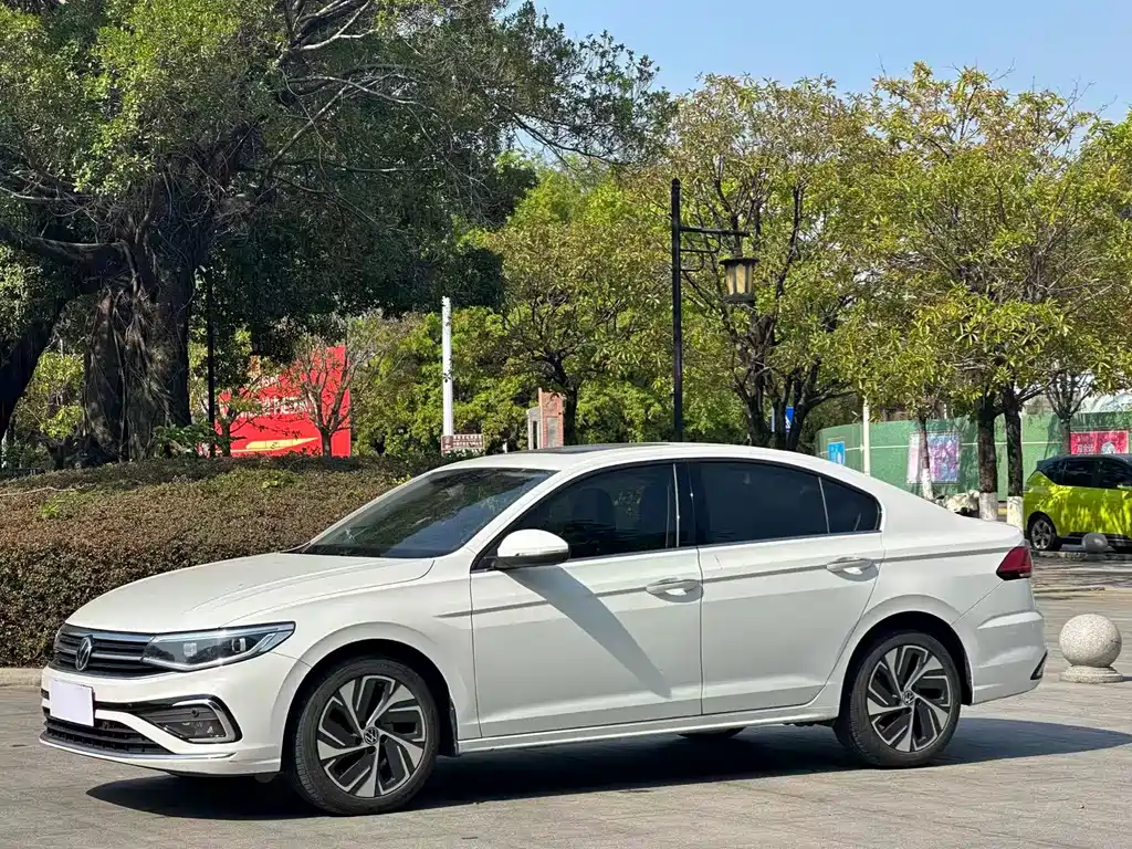 Bora 2023 model 200TSI DSG Zhixing PRO version купить на сайте DeffCars