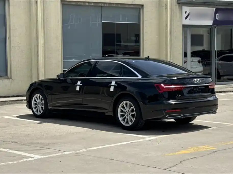 Audi A6L 2019 40 TFSI luxury and elegant model купить на сайте DeffCars