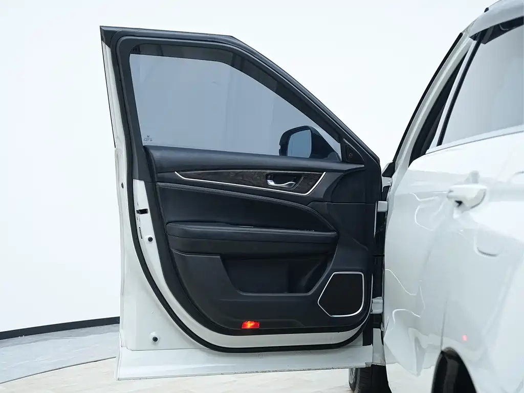 Honda UR-V 2020 370TURBO two-wheel drive premium version купить на сайте DeffCars