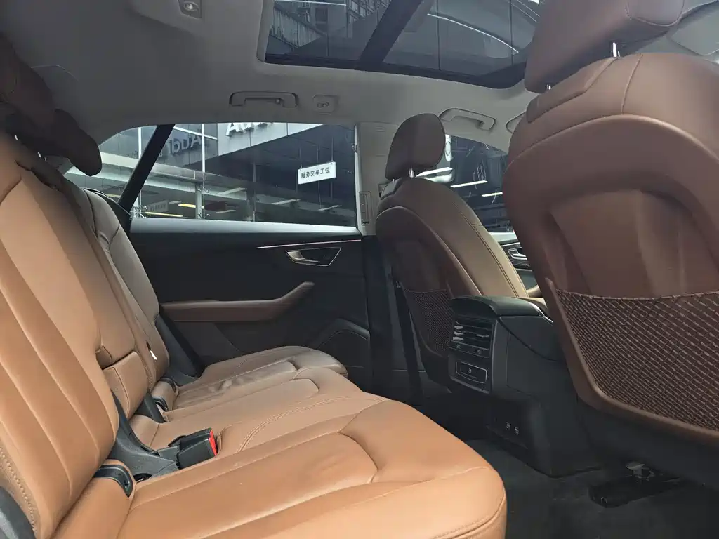Audi Q8 2019 55 TFSI luxury and dynamic model купить на сайте DeffCars