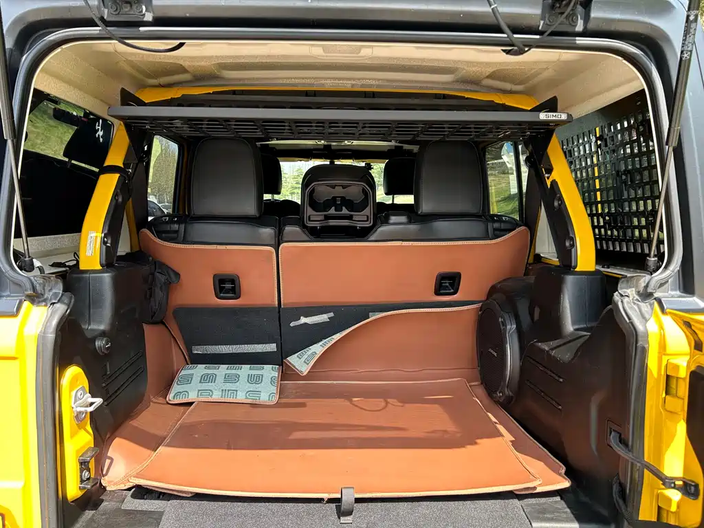 Wrangler 2021 2.0T Robin Hood Four-Door Edition купить на сайте DeffCars
