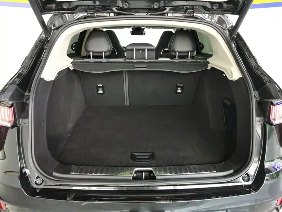 Lynk & Co 01 2021 2.0TD 2WD Pro купить на сайте DeffCars
