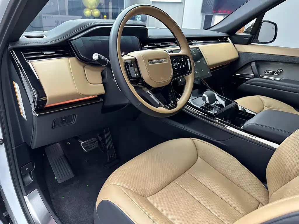 Range Rover Sport 2024 400PS Dynamic SE купить на сайте DeffCars
