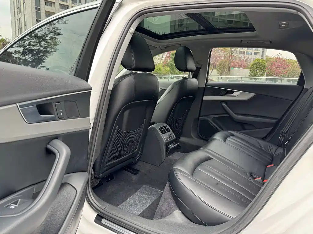 Audi A4L 2019 40 TFSI Enterprising National VI купить на сайте DeffCars
