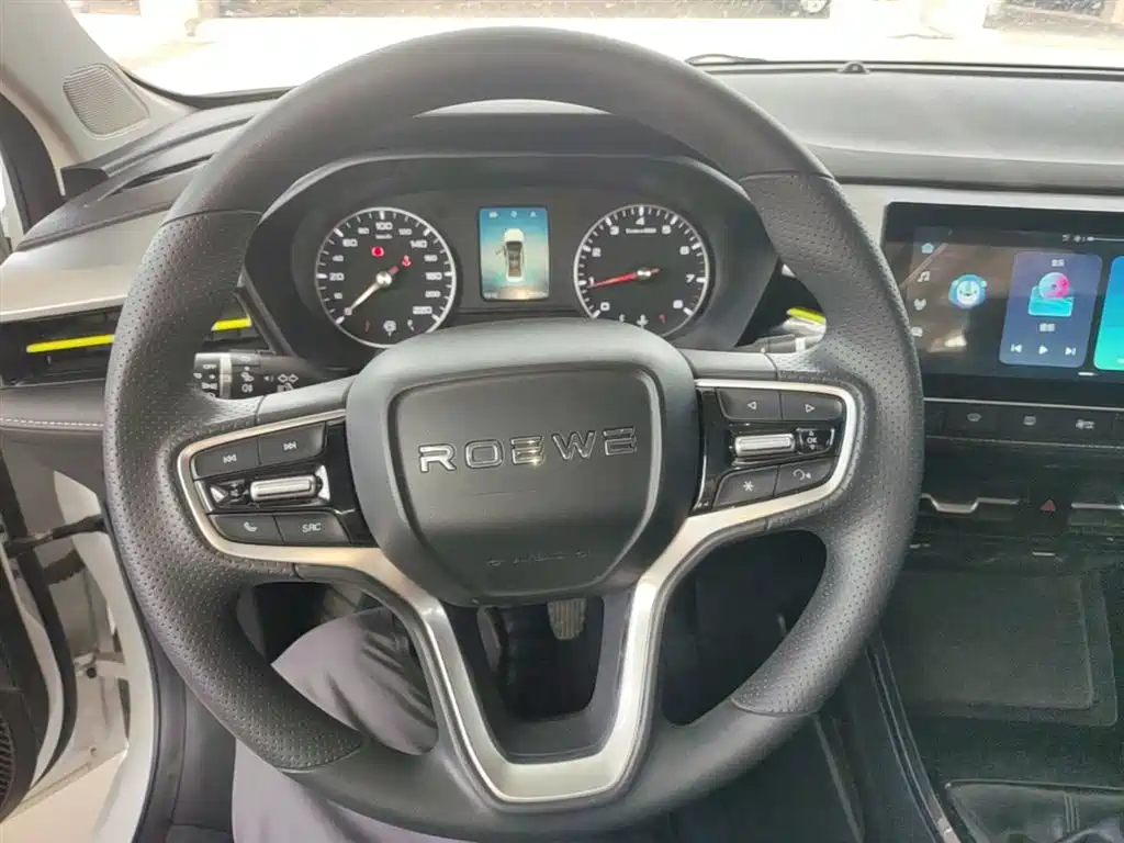 Roewe i5 2021 1.5L manual platinum version купить на сайте DeffCars