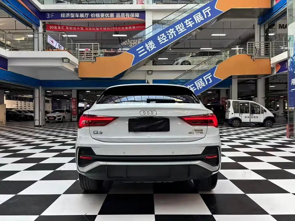 Audi Q3 Sportback 2020 40 TFSI Fashion купить на сайте DeffCars