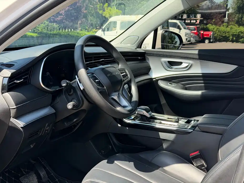 Roewe RX5 MAX 2021 Supreme Series 400TGI Automatic Luxury Cockpit Edition купить на сайте DeffCars