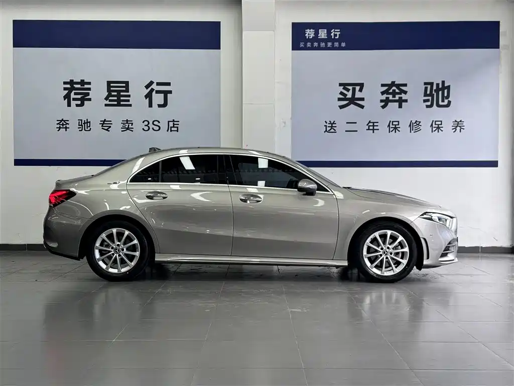 Mercedes-Benz A-Class 2020 Facelift A 200 L Sports Sedan Dynamic Type купить на сайте DeffCars