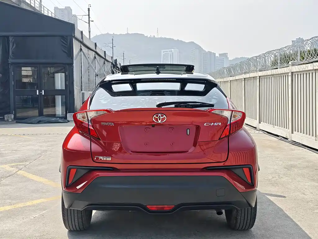 Toyota C-HR 2021 2.0L Comfort Edition купить на сайте DeffCars