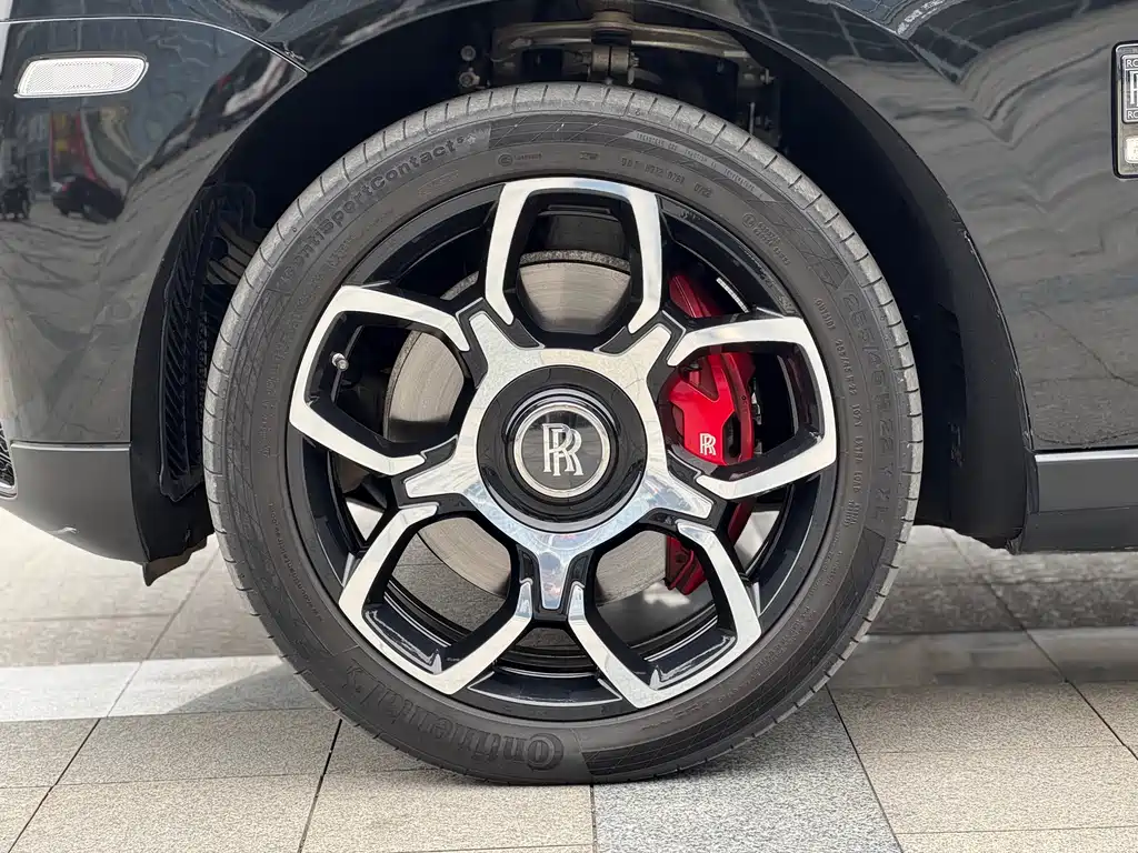 Cullinan 2020 Black Badge купить на сайте DeffCars