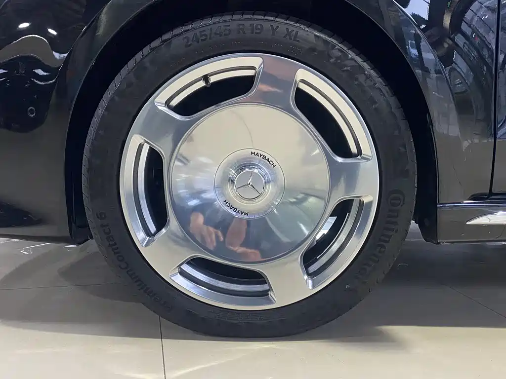 Mercedes-Benz V-Class 2022 V 260 L Long Wheelbase Luxury Edition купить на сайте DeffCars