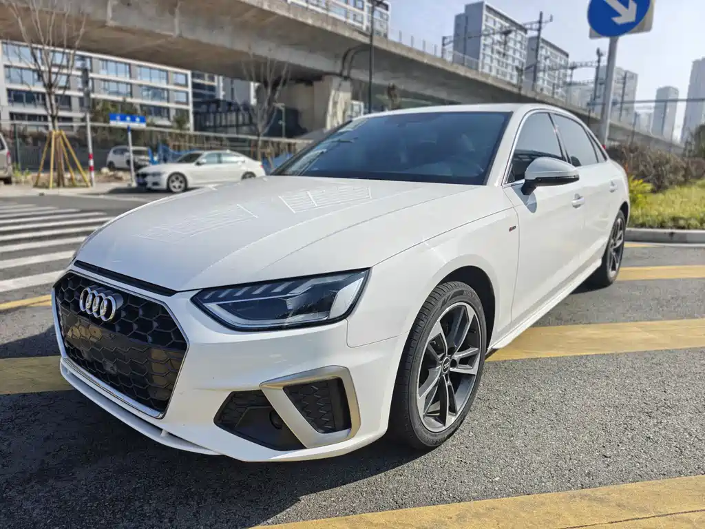 Audi A4L 2023 40 TFSI Fashionable and Dynamic купить на сайте DeffCars