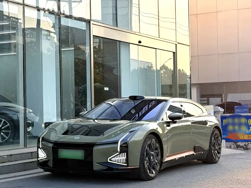 Gaohe HiPhi Z 2023 five-seater version купить на сайте DeffCars