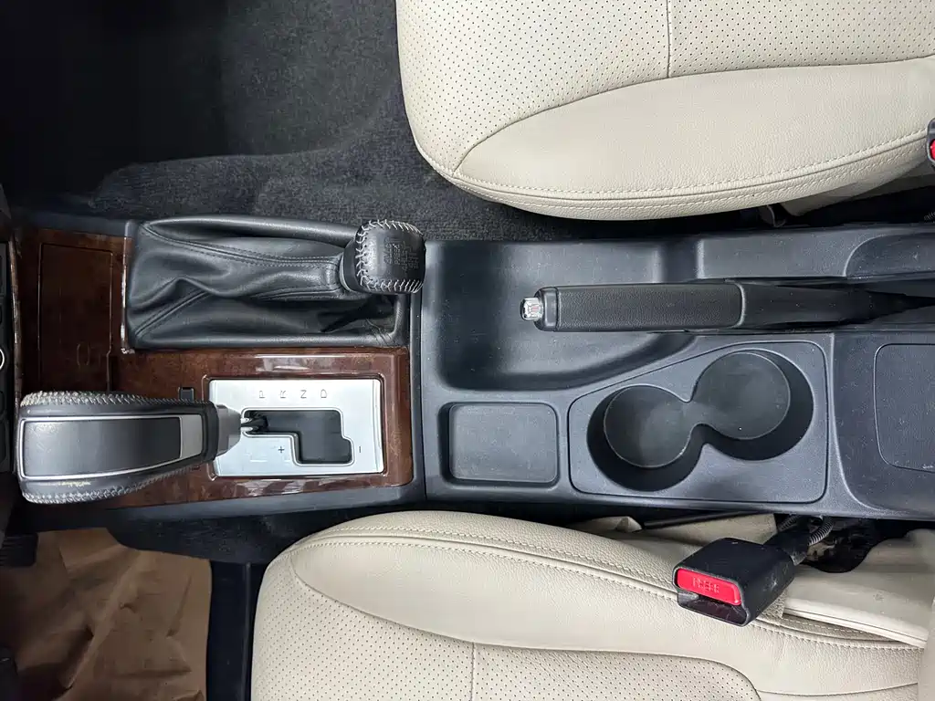Pajero Jinchang 2013 3.0L automatic four-wheel drive flagship version купить на сайте DeffCars