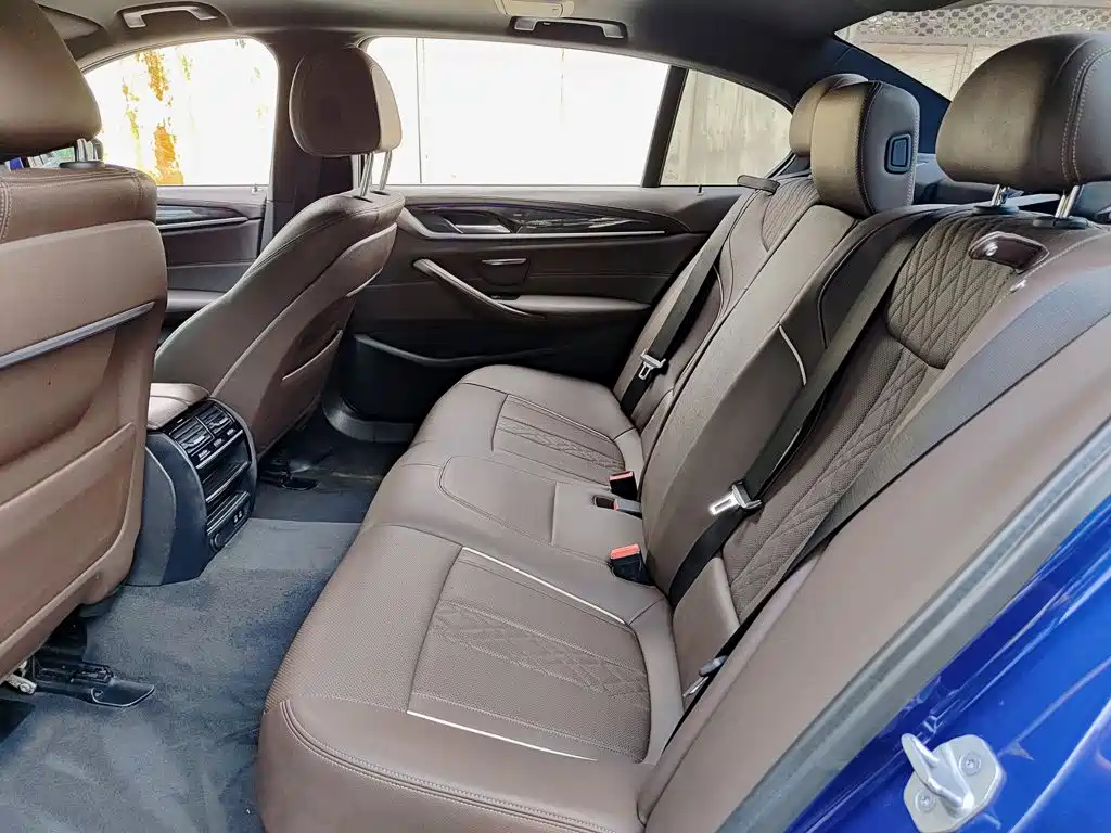 BMW 5 Series 2021 525Li M Sports Package купить на сайте DeffCars