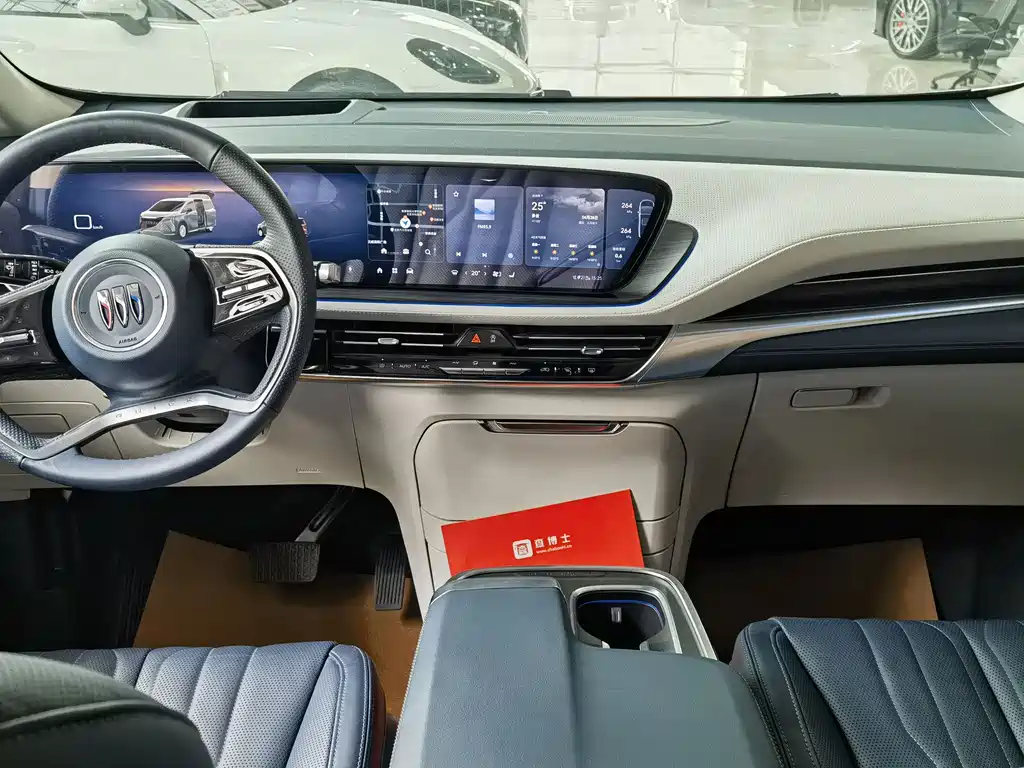 Century 2023 2.0T four-seater private version купить на сайте DeffCars