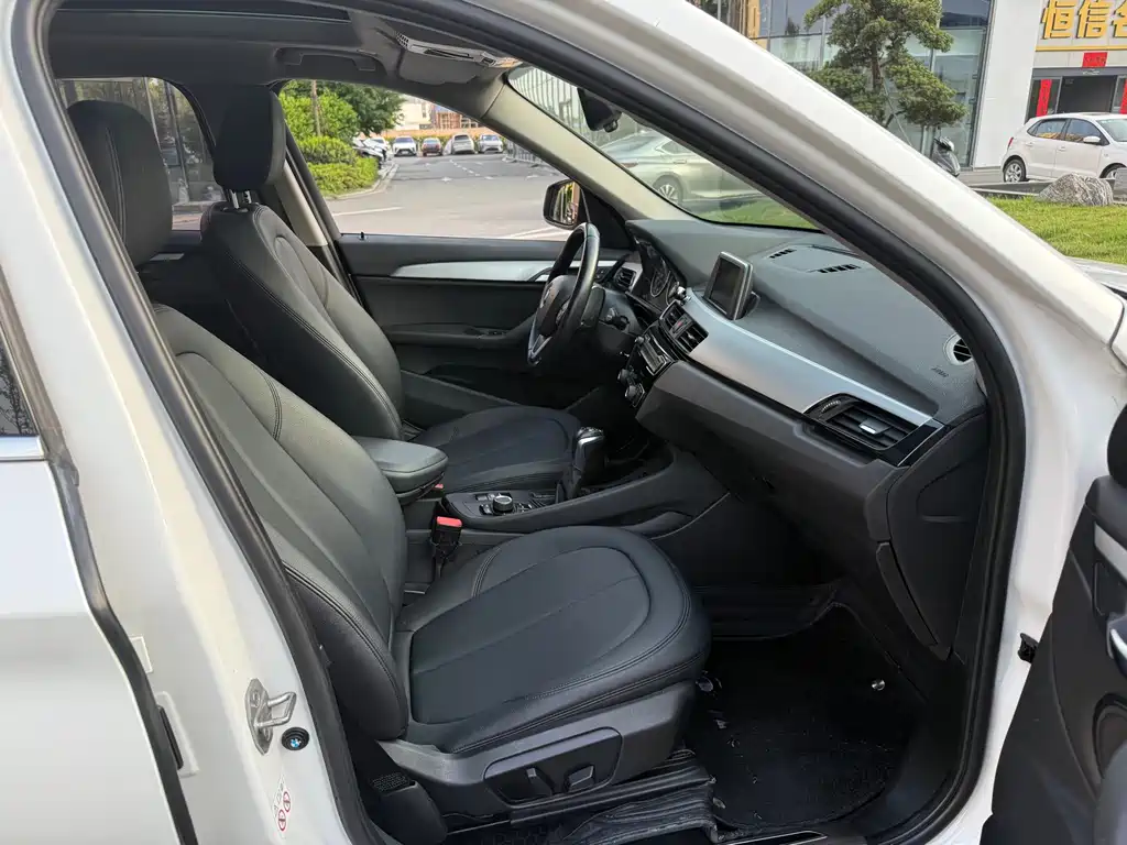 BMW X1 2018 sDrive18Li Fashion Model купить на сайте DeffCars