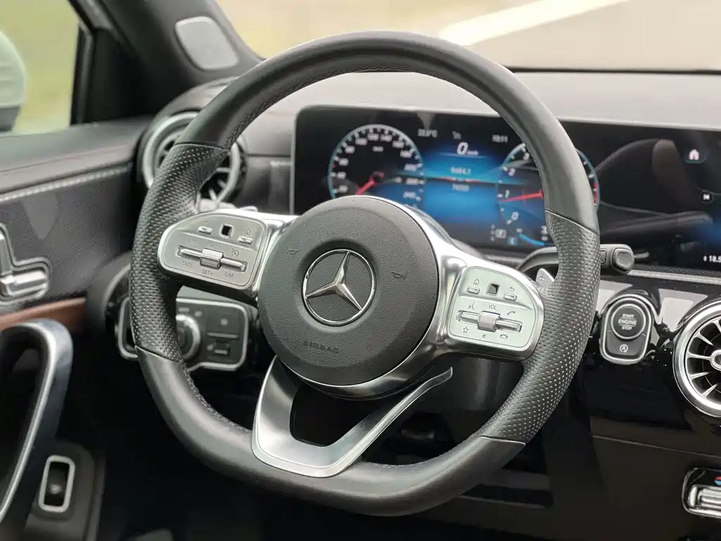 Mercedes-Benz A-Class 2020 A 200 L Sports Sedan купить на сайте DeffCars