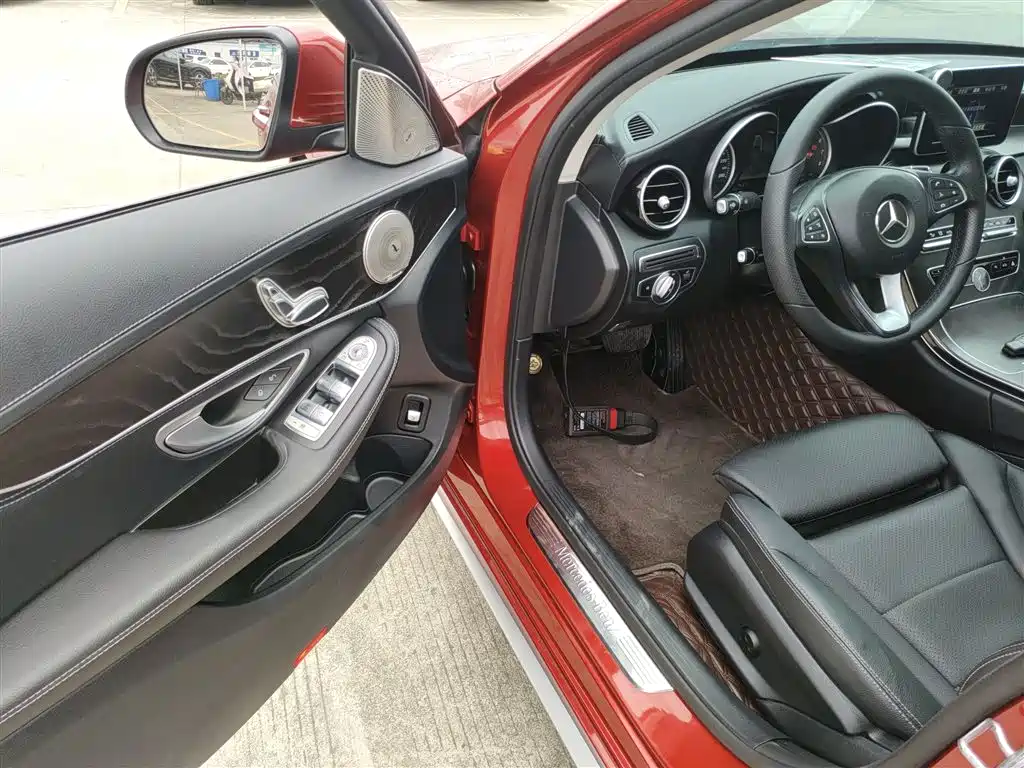 Mercedes-Benz C-Class 2018 C 180 L Fashionable Sports Edition купить на сайте DeffCars
