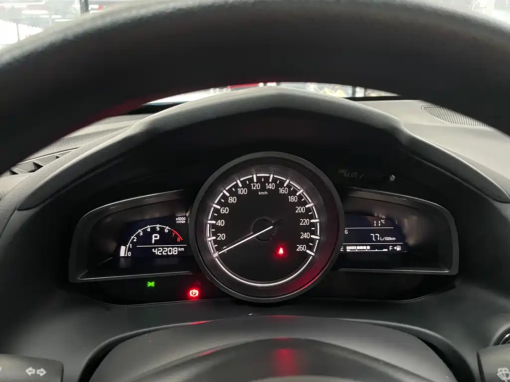 Mazda CX-4 2021 2.0L automatic two-wheel drive Blue Sky Explorer Edition купить на сайте DeffCars
