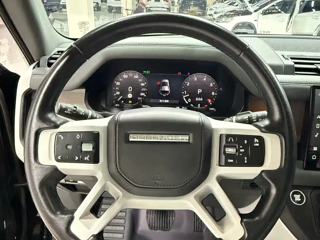 Land Rover Defender 2023 facelift 110 3.0T P400 Dark Special Edition купить на сайте DeffCars