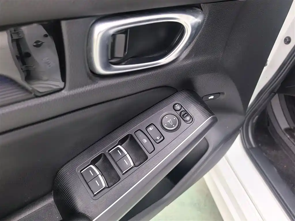 Stylish 2023 240TURBO CVT Smart Edition купить на сайте DeffCars