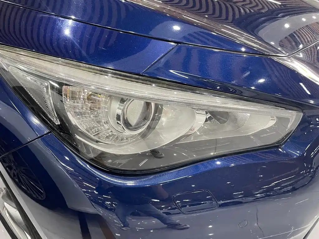 Infiniti Q50L 2018 2.0T Premium Edition National V купить на сайте DeffCars