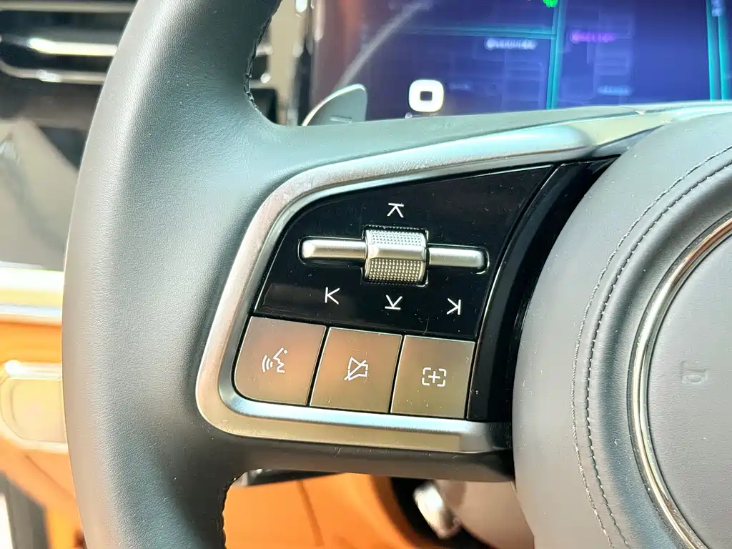Tank 500 New Energy 2024 Hi4-T купить на сайте DeffCars