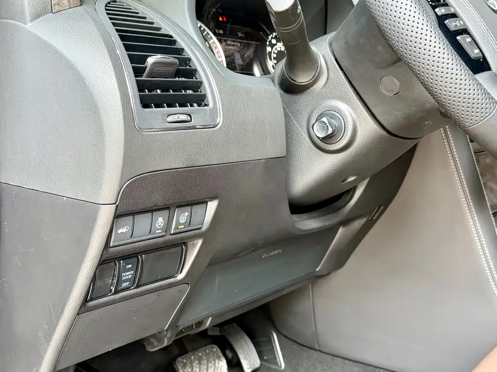 Patrol 2023 ARMADA 5.6L Armada Platinum Edition купить на сайте DeffCars