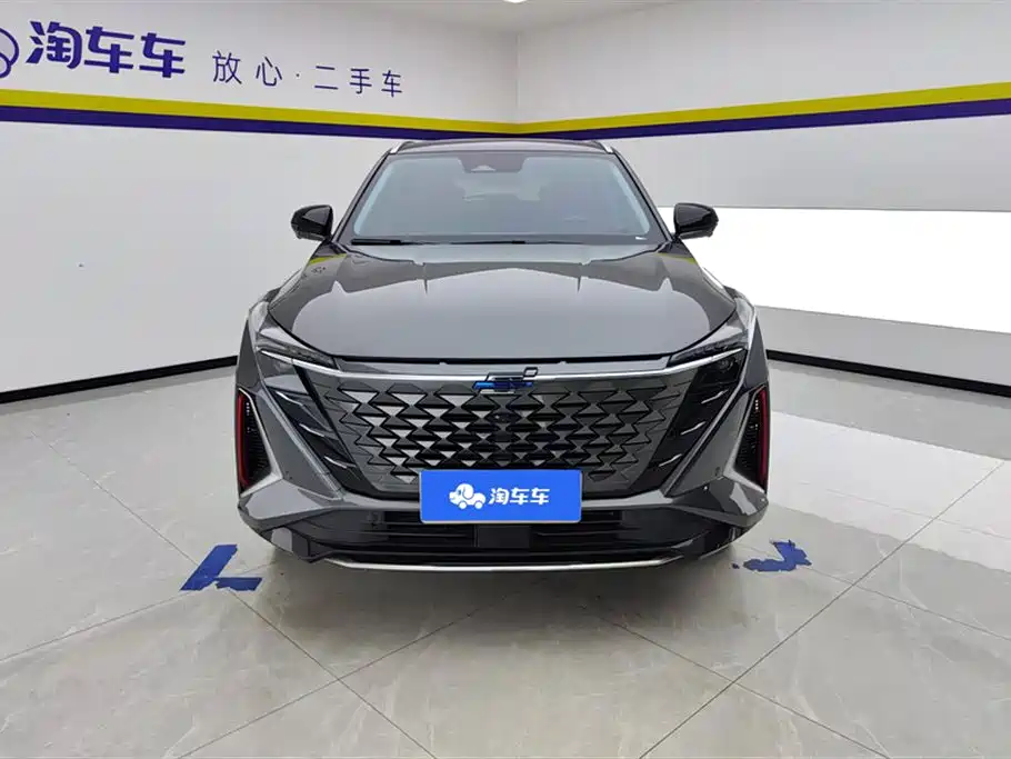 Changan Auchan Z6 2023 Blue Whale 1.5T DCT smart collar model купить на сайте DeffCars