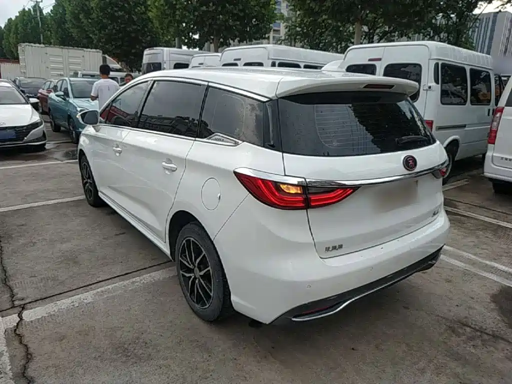 Song MAX 2017 1.5T manual smart connected luxury model 7 seats купить на сайте DeffCars