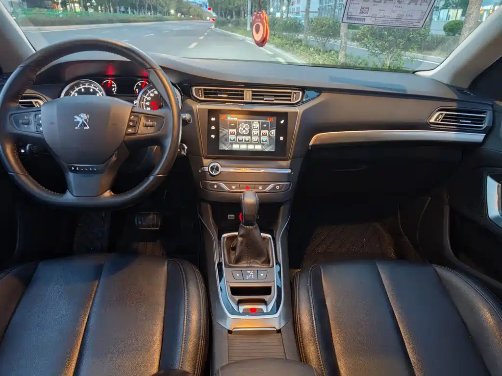 Peugeot 408 2018 1.8L automatic luxury version купить на сайте DeffCars