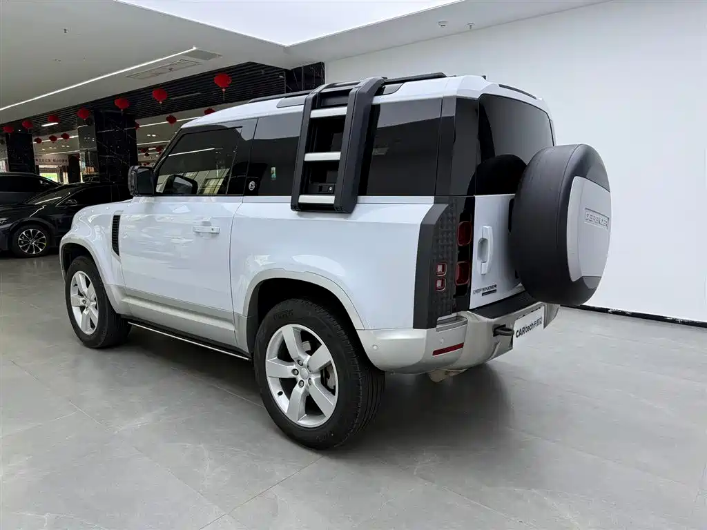 Land Rover Defender 2022 90 2.0T P300 Tiger Ambition Edition купить на сайте DeffCars