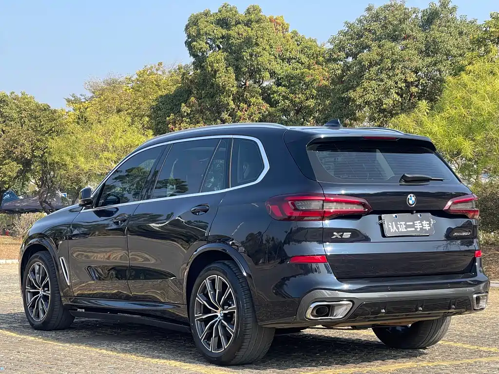 BMW X5 2022 xDrive 30Li Exclusive M Sports Package купить на сайте DeffCars