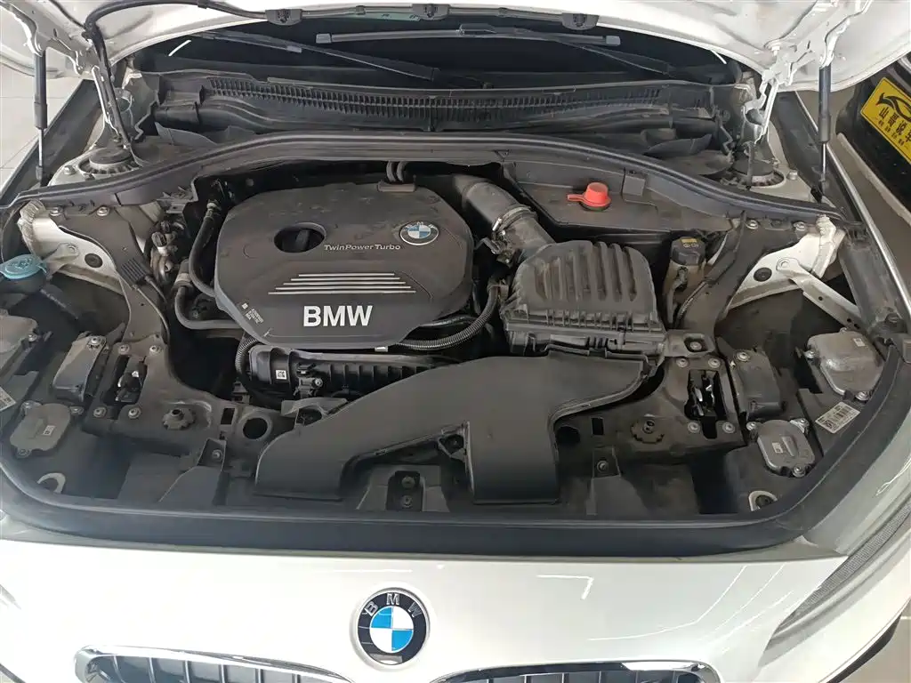 BMW 1 Series 2018 facelift 118i sports купить на сайте DeffCars