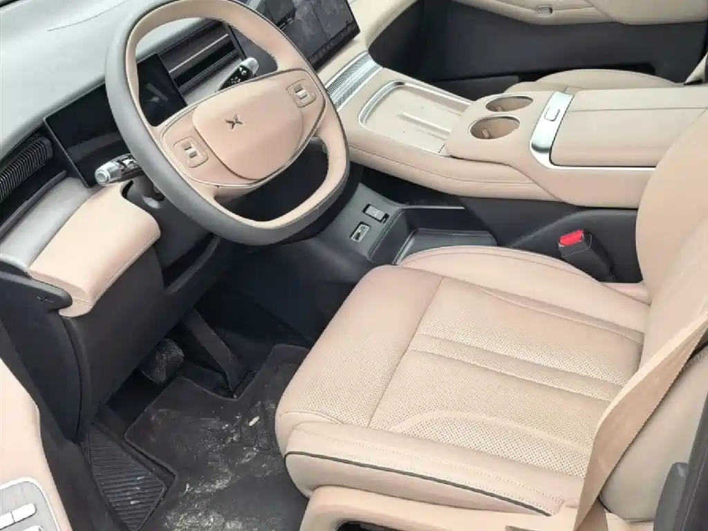 Xpeng X9 2025 pure electric 740 long battery life Max купить на сайте DeffCars