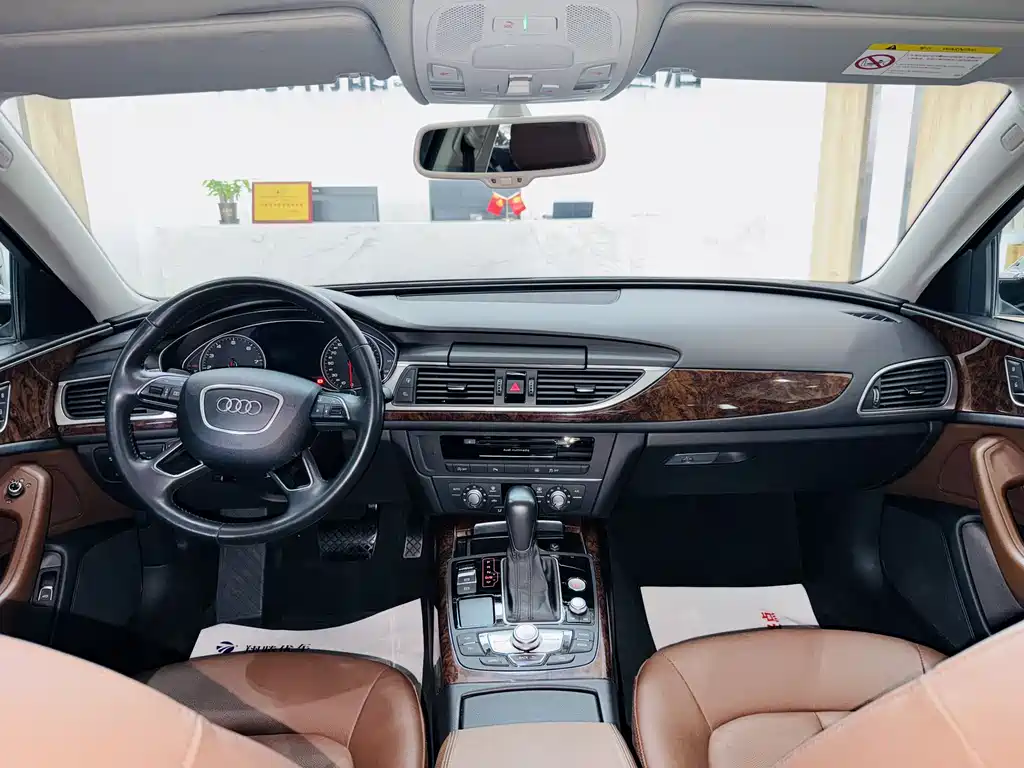 Audi A6L 2018 30th Anniversary Model 35 TFSI Fashion Model купить на сайте DeffCars