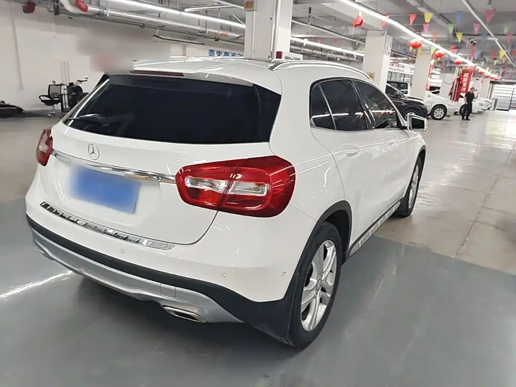 Mercedes-Benz GLA 2016 GLA 200 Dynamic купить на сайте DeffCars