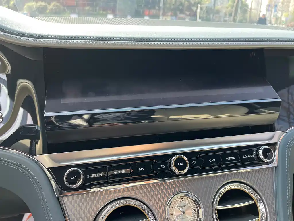 Continental 2022 4.0T GT V8 Mulliner купить на сайте DeffCars