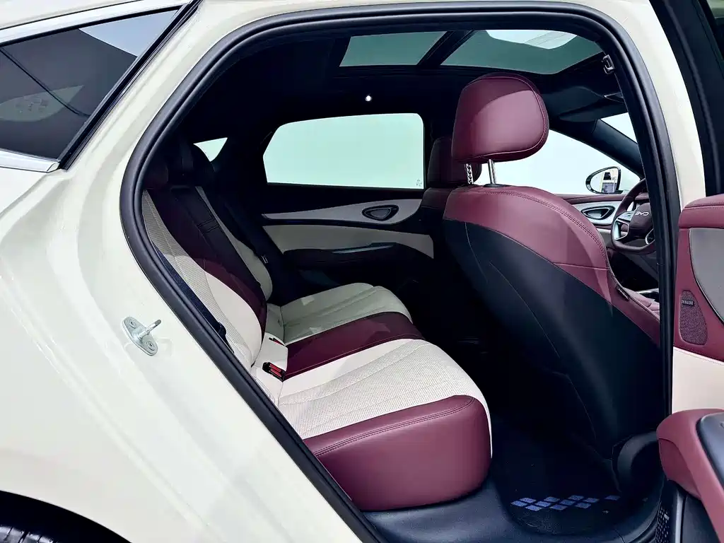 Seal 07 DM-i 2026 DM-i 1.5T 230km flagship model купить на сайте DeffCars
