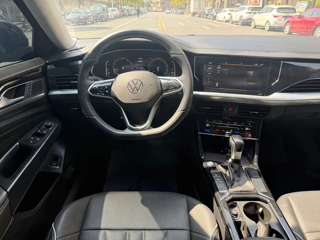 Passat 2024 330TSI Elite Edition купить на сайте DeffCars