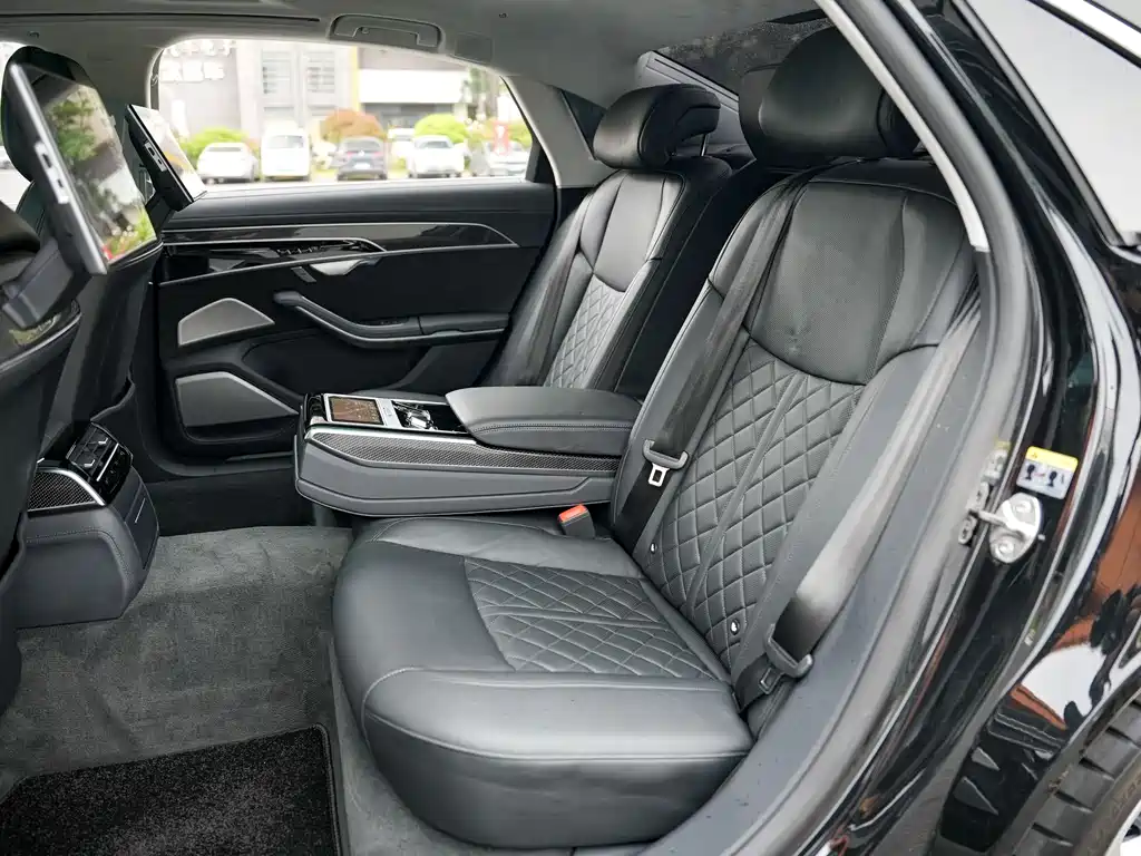 Audi S8 2021 S8L 4.0TFSI quattro купить на сайте DeffCars