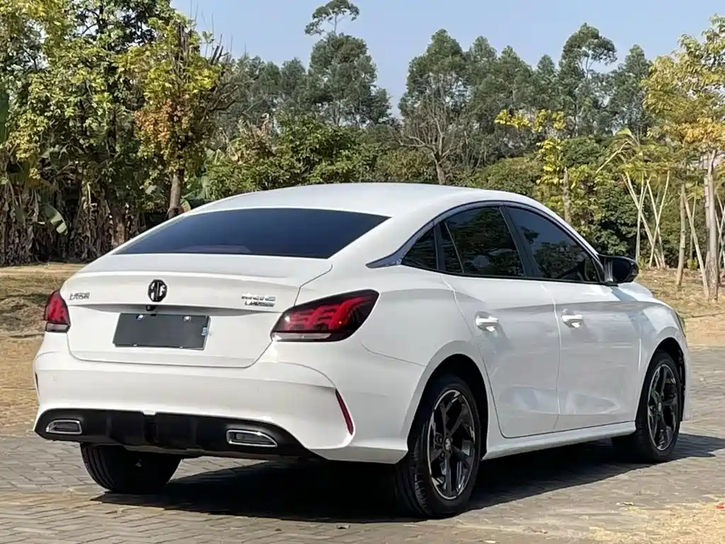 MG5 2021 300TGI DCT Green Luxury Flagship Edition купить на сайте DeffCars