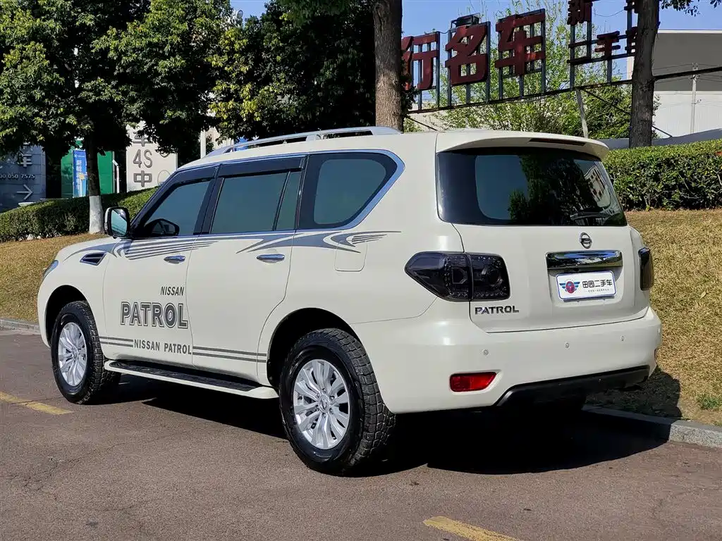 Patrol 2018 4.0L LinkedIn model купить на сайте DeffCars