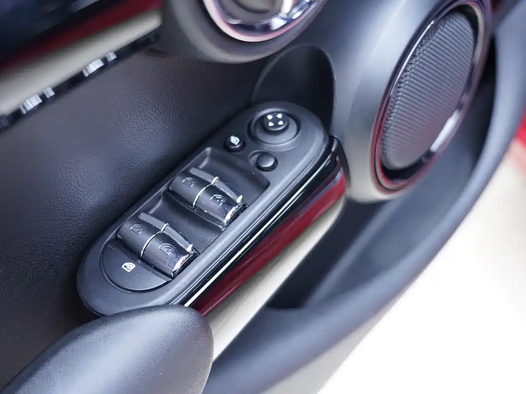 MINI 2019 2.0T COOPER S Racing Driver Five-Door Edition купить на сайте DeffCars