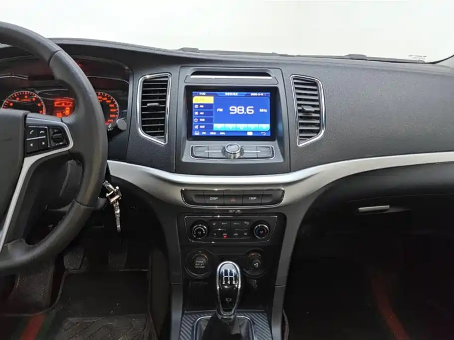 Yuanjing 2017 1.5L Manual Happiness Edition купить на сайте DeffCars