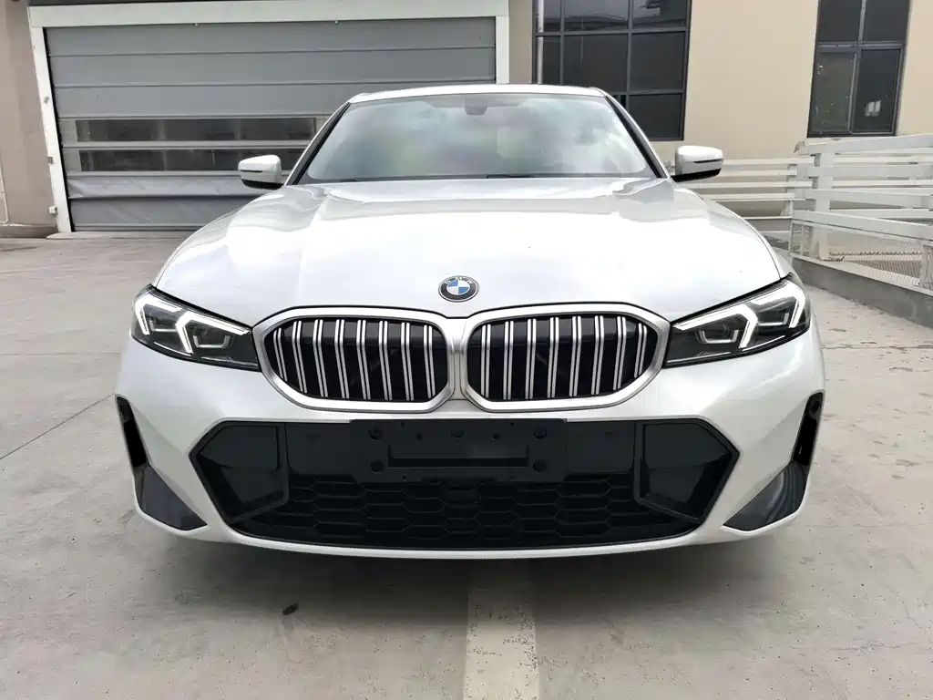 BMW 3 Series 2023款 320Li M运动套装 купить на сайте DeffCars